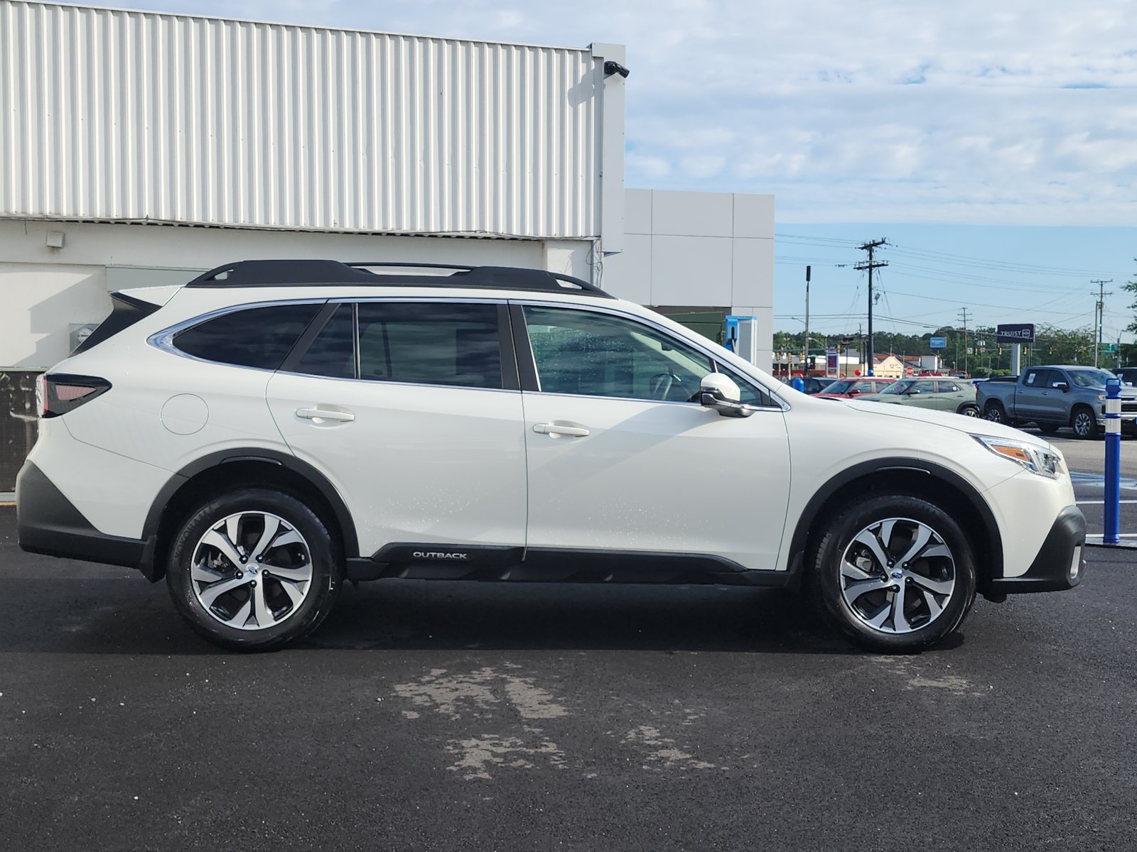 Used 2022 Subaru Outback Limited XT w/ Popular Package #2 AWD/4WD image 6