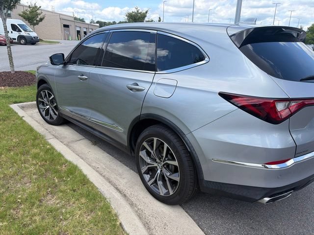 Used 2022 Acura MDX w/ Technology Package AWD/4WD image 10