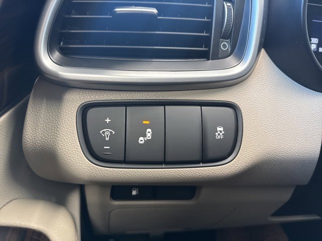 Used 2019 Kia Sorento LX w/ LX Convenience Package image 28