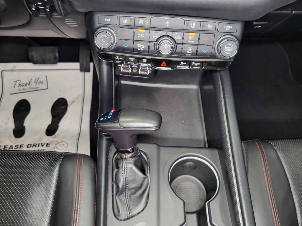 Used 2024 Dodge Durango GT image 17
