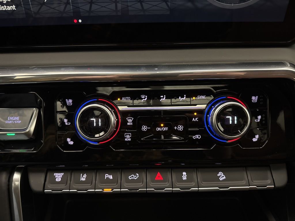 New 2026 GMC Sierra 2500 Denali Ultimate AWD/4WD image 49