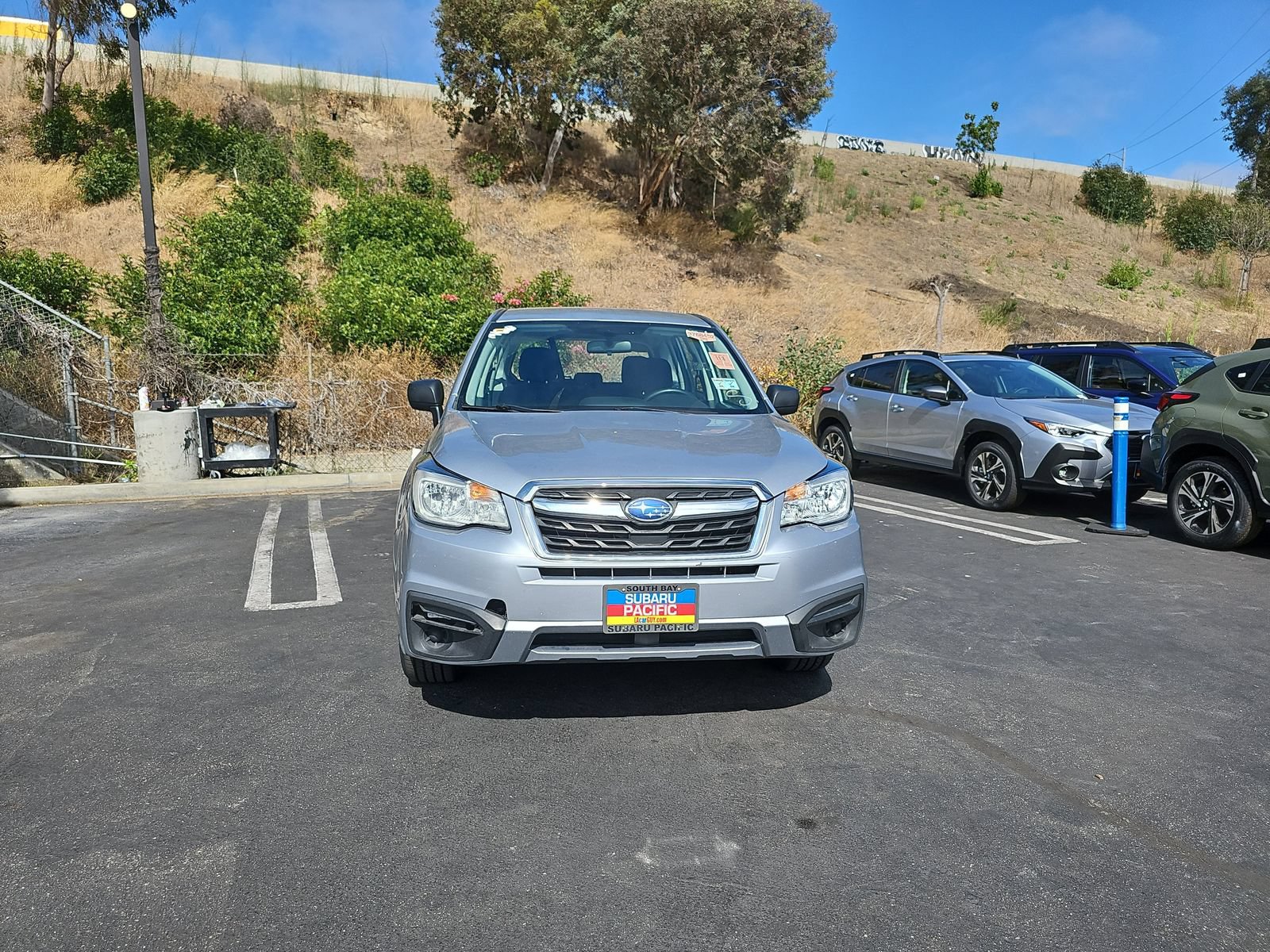 Used 2017 Subaru Forester 2.5i AWD/4WD image 2