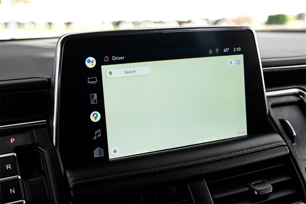 Used 2022 Chevrolet Suburban LT image 18