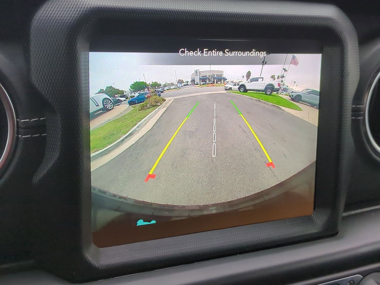 Used 2022 Jeep Wrangler Unlimited Sahara w/ Safety Group image 17