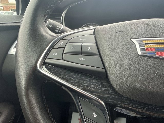 Used 2020 Cadillac XT5 Premium Luxury w/ LPO, Floor Liner Package AWD/4WD image 40