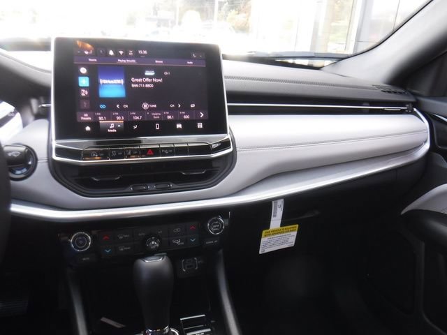 New 2026 Jeep Compass Limited image 21