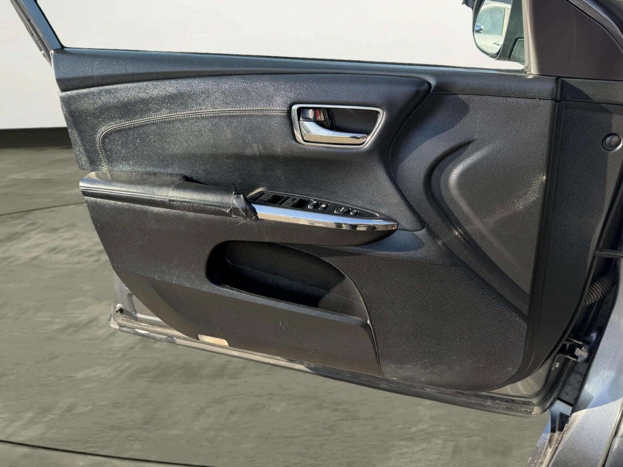 Used 2018 Toyota Avalon XLE image 32