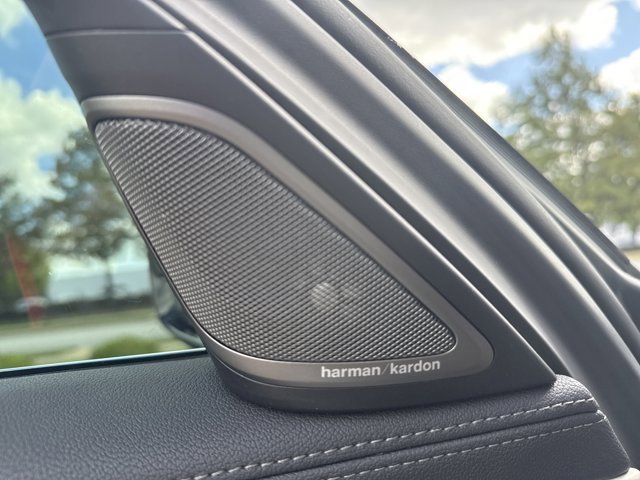 Used 2021 BMW 750i xDrive image 21