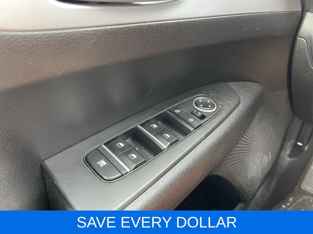 Used 2023 Kia Forte LXS w/ LXS Technology Package FWD image 17