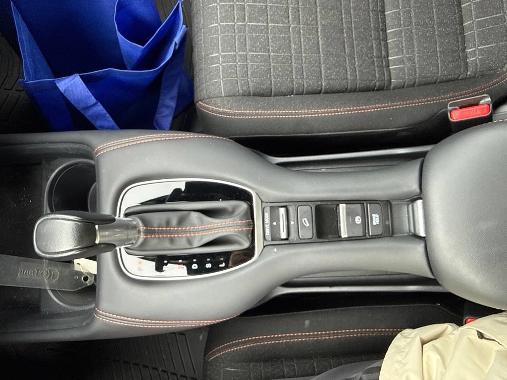 Used 2024 Honda HR-V Sport image 25