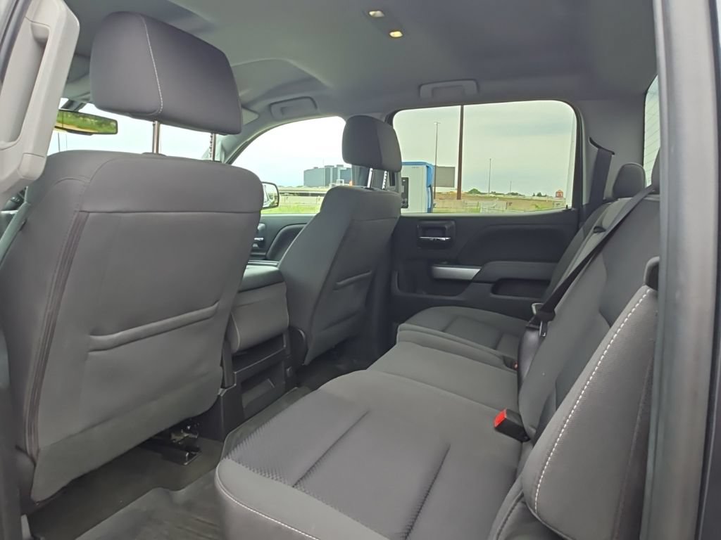 Used 2018 Chevrolet Silverado 1500 LT w/ All Star Edition AWD/4WD image 12