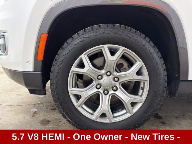 Used 2022 Jeep Wagoneer Series II AWD/4WD image 29