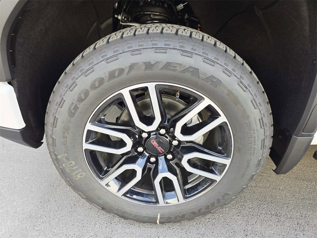 New 2026 GMC Sierra 1500 AT4 w/ AT4 Premium Package image 25