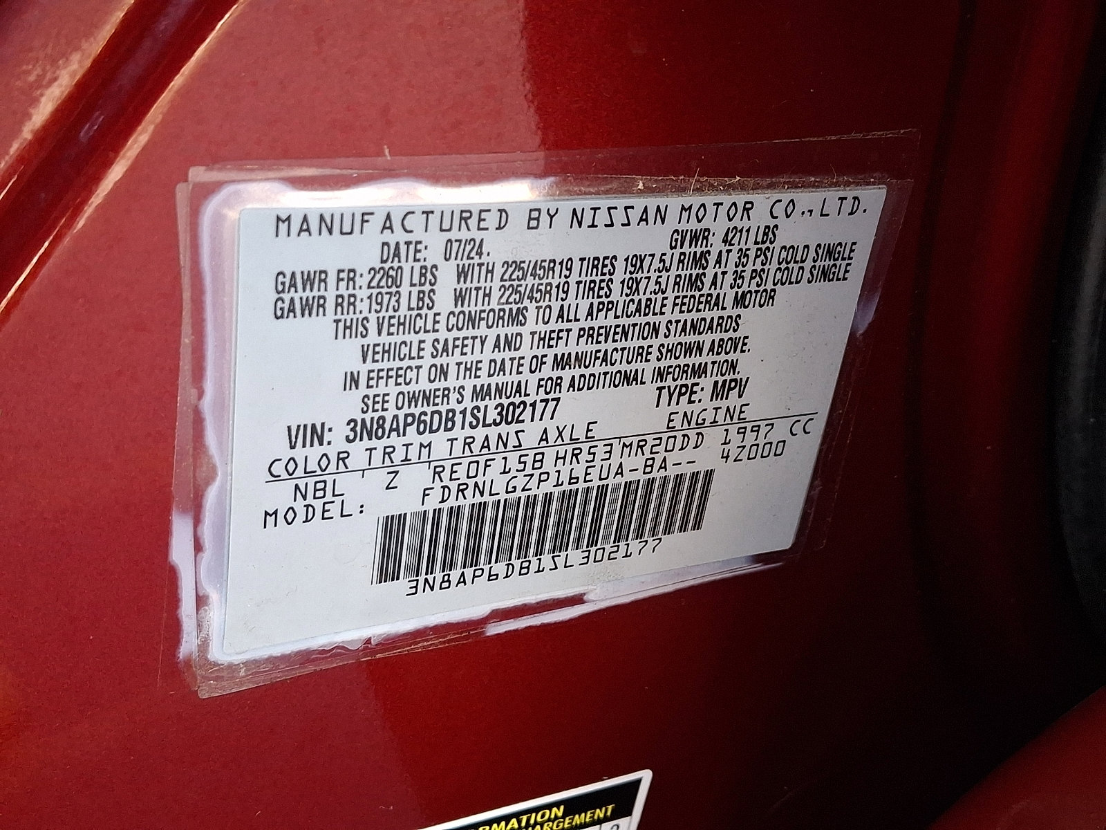 Certified 2025 Nissan Kicks SR image 28