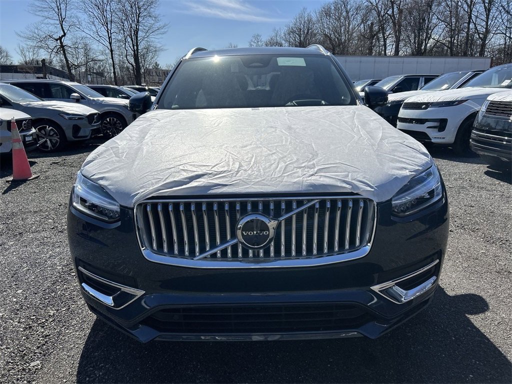 New 2025 Volvo XC90 B6 Ultra image 3