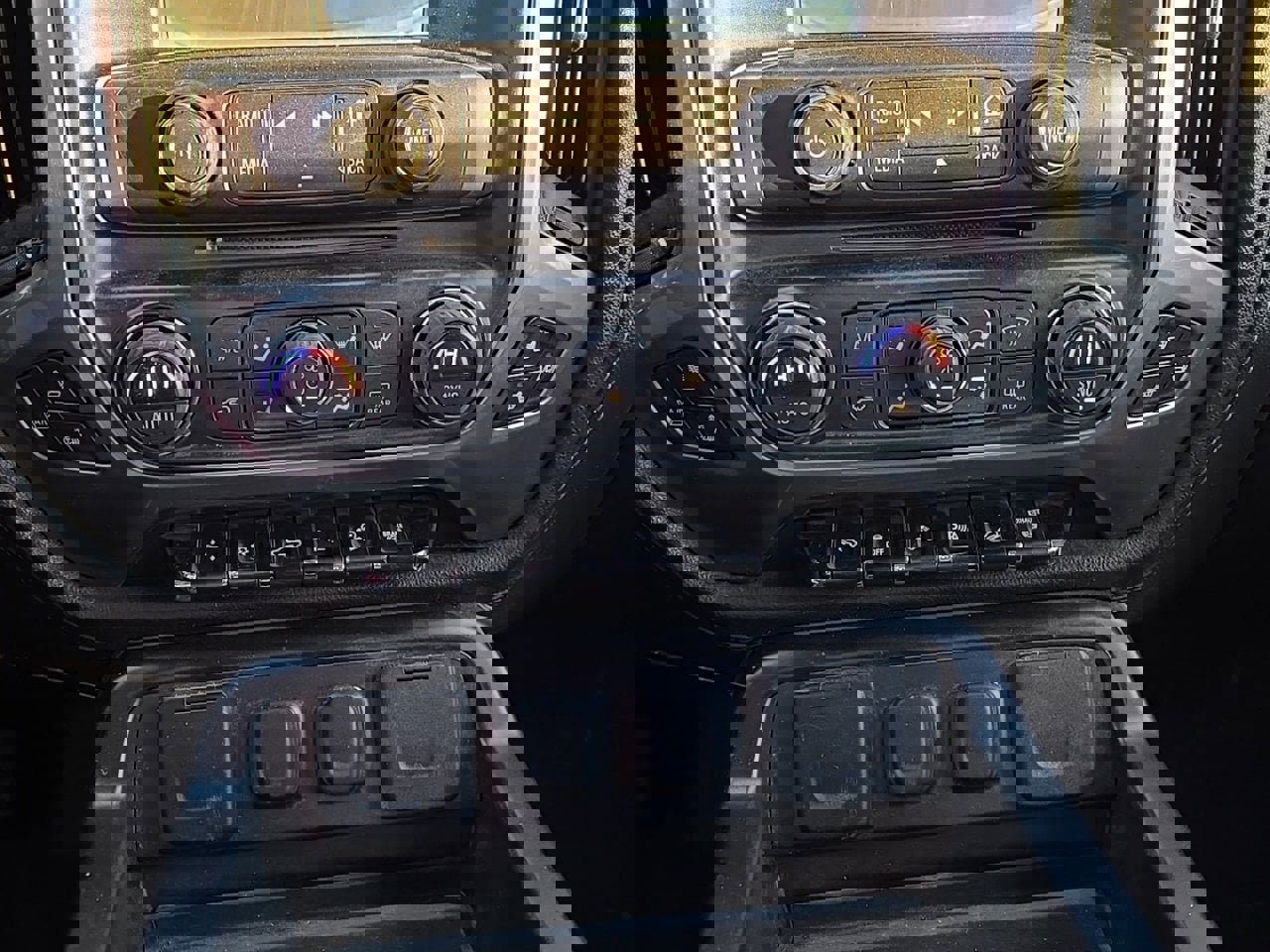 Used 2015 Chevrolet Silverado 2500 LTZ w/ Duramax Plus Package image 18