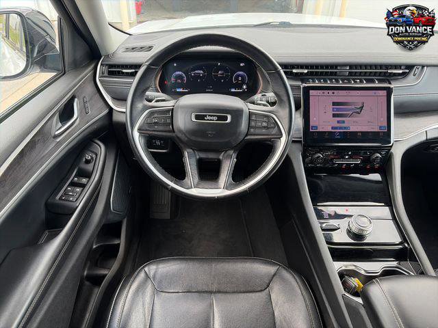 Certified 2022 Jeep Grand Cherokee Limited image 13