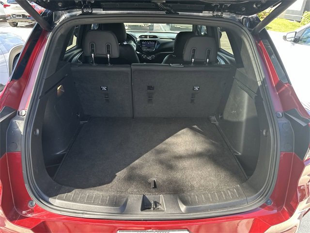 Used 2021 Chevrolet TrailBlazer RS w/ Sun and Liftgate Package image 21