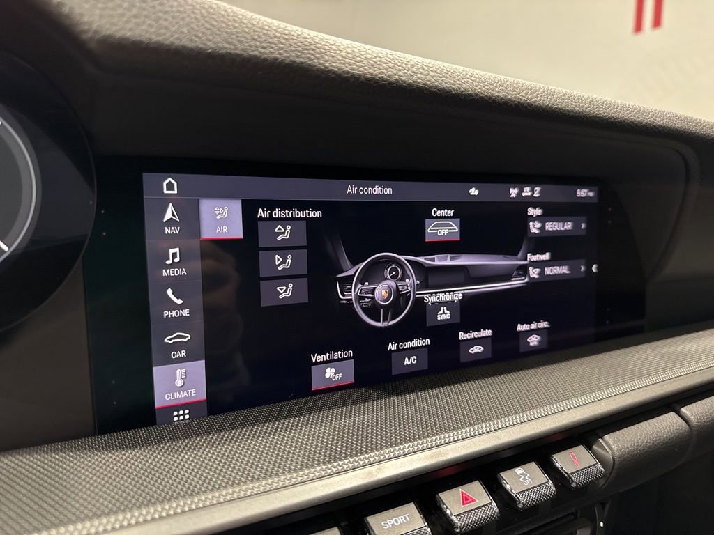Used 2021 Porsche 911 Carrera image 21