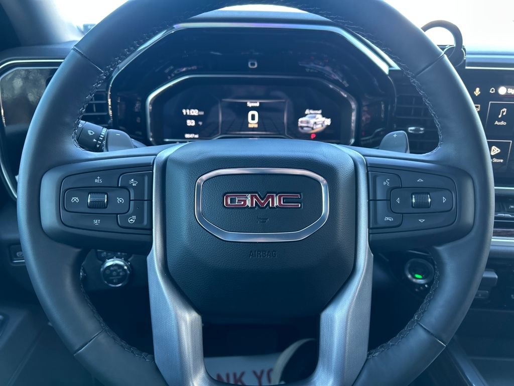 Used 2025 GMC Sierra 1500 Elevation image 16