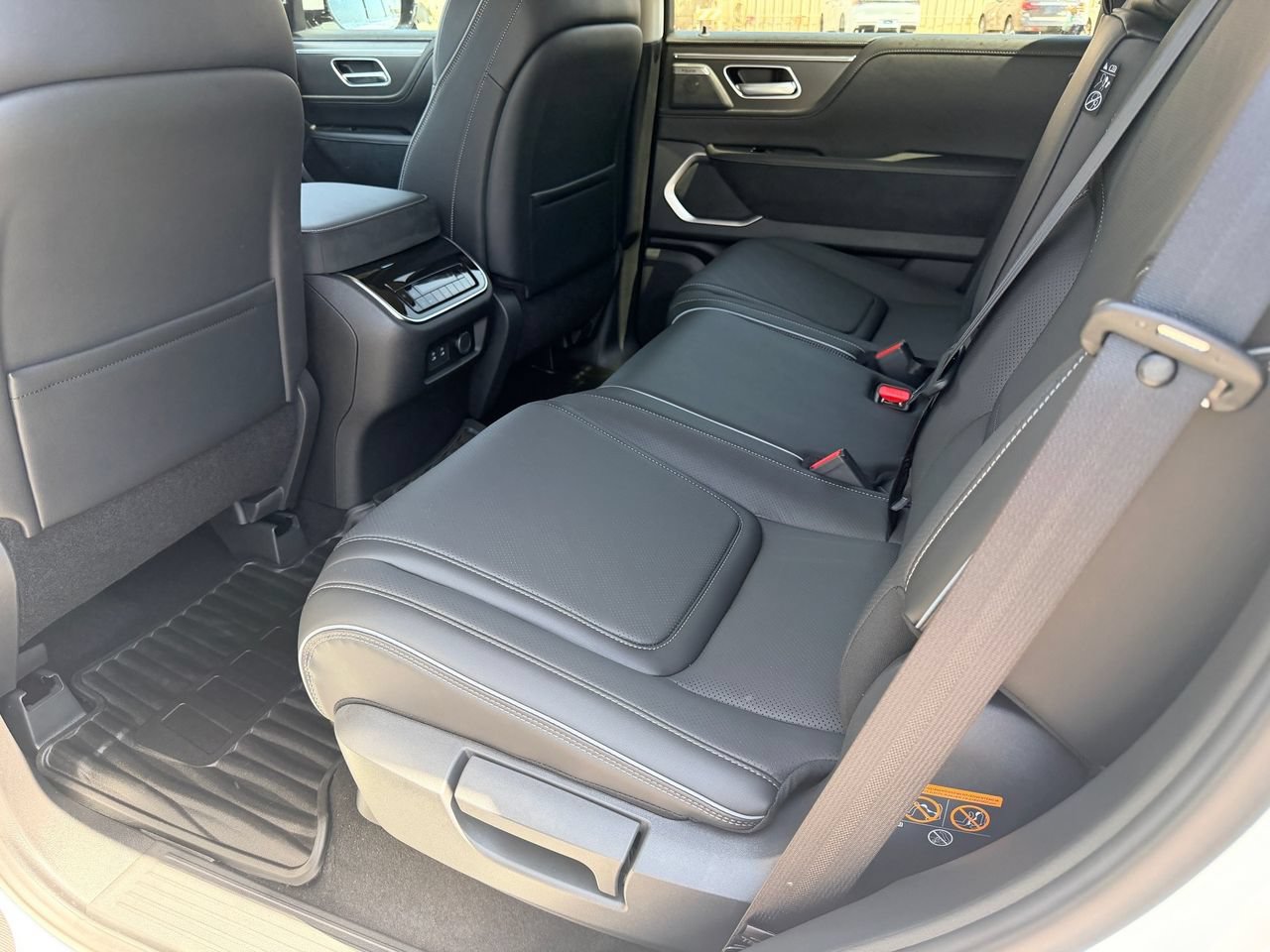 New 2027 INFINITI QX80 Luxe w/ Cargo Package AWD/4WD image 13