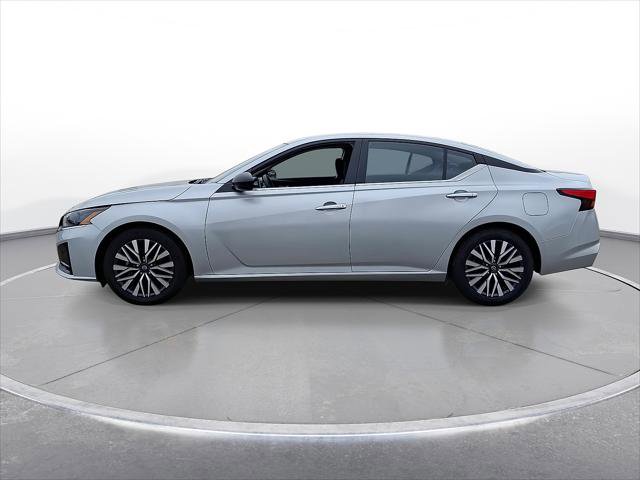 Used 2024 Nissan Altima 2.5 SV FWD image 5