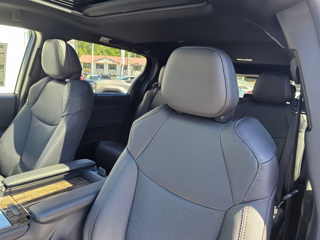 New 2026 Toyota Sienna Limited AWD/4WD image 20