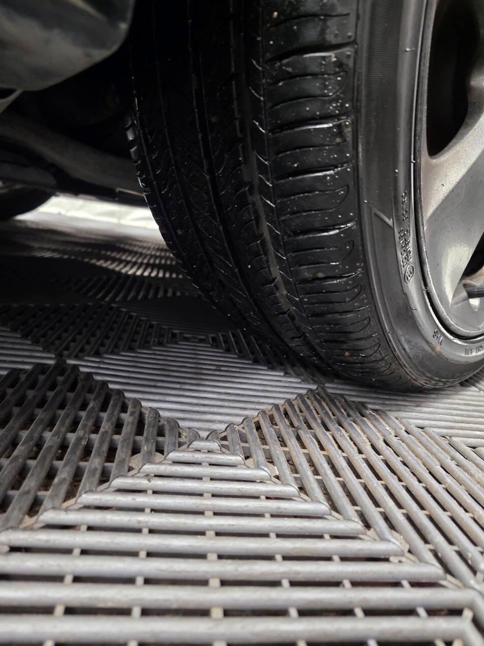 Used 2013 Toyota Prius Three image 35