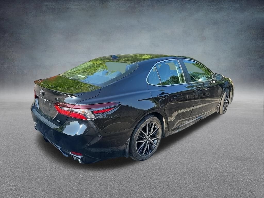 Used 2024 Toyota Camry SE w/ Audio Upgrade Package FWD image 10