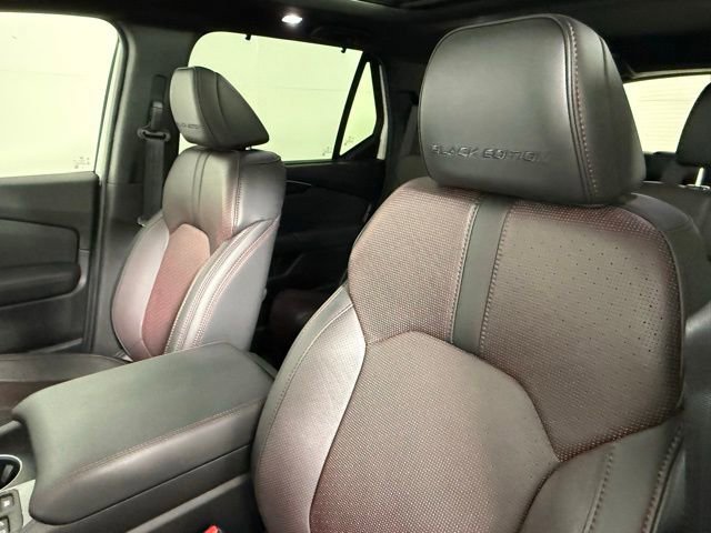 Used 2025 Honda Pilot Black Edition image 27