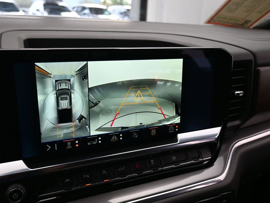 Used 2024 Chevrolet Silverado 1500 High Country w/ Technology Package image 26