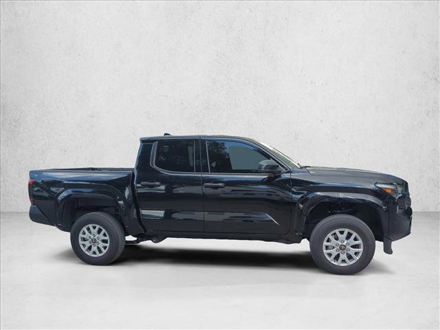 Used 2025 Toyota Tacoma SR image 4