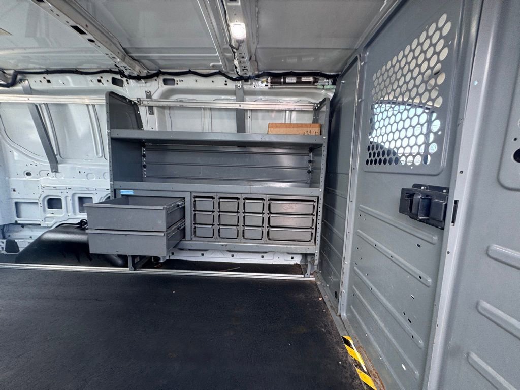 Used 2019 Ford Transit 250 130 Low Roof image 25