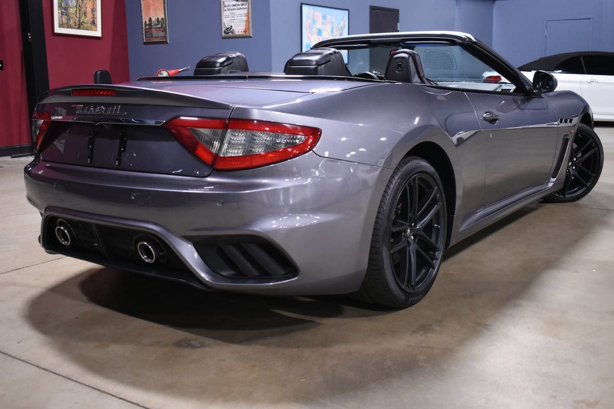 Used 2018 Maserati GranTurismo Sport image 9