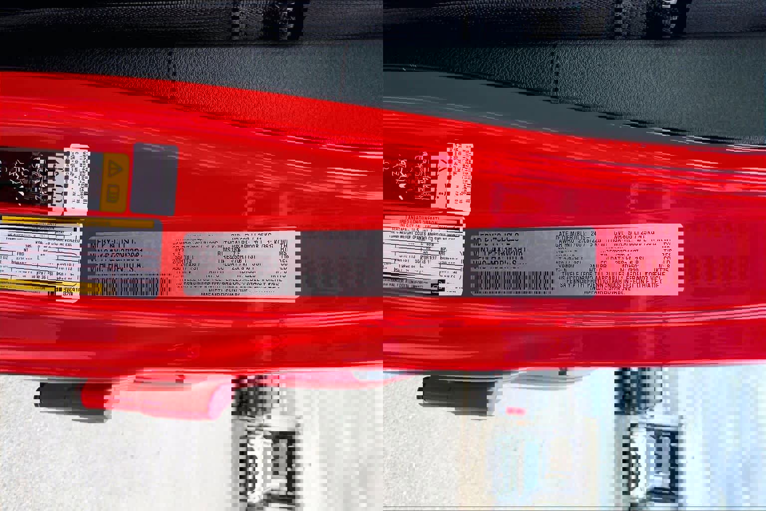 Used 2024 Jeep Wrangler Sahara w/ Safety Group image 34