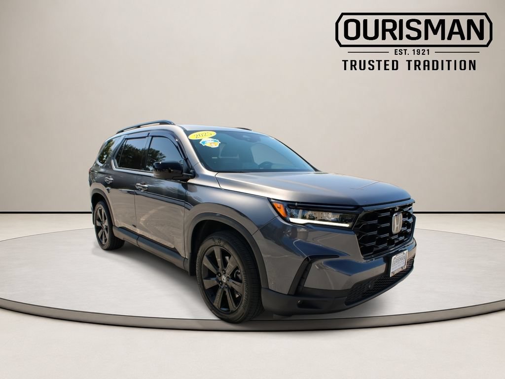 Certified 2025 Honda Pilot Black Edition video 1