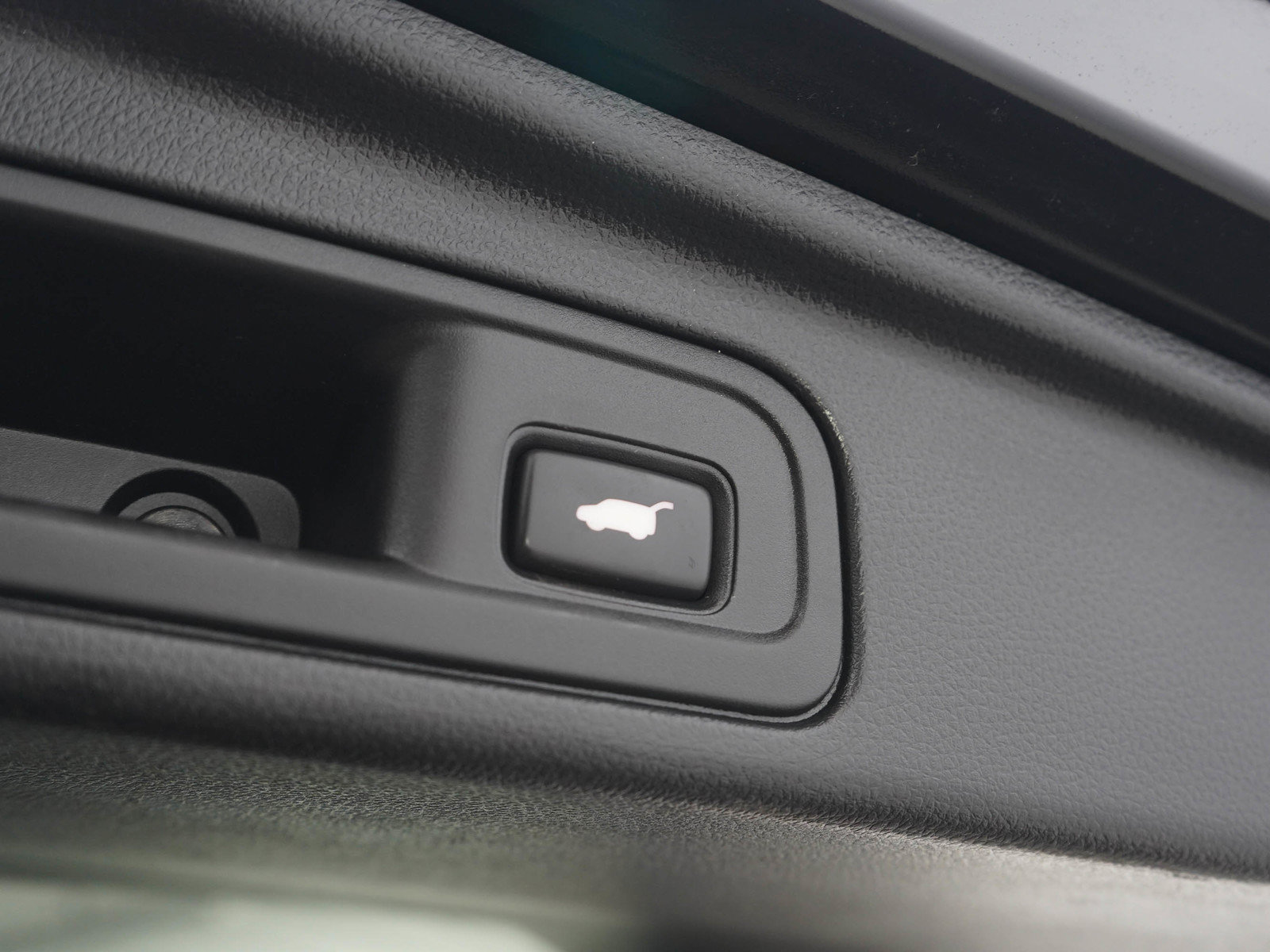 Used 2019 Honda Pilot Touring image 11