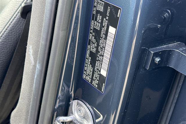 Certified 2023 Volvo XC90 T8 Plus image 34