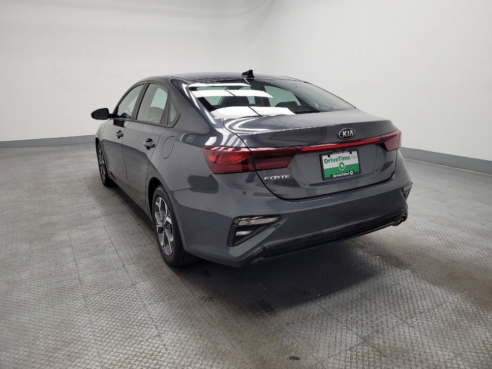 Used 2021 Kia Forte LXS FWD image 5