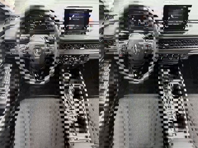 Used 2023 Honda Accord EX image 11