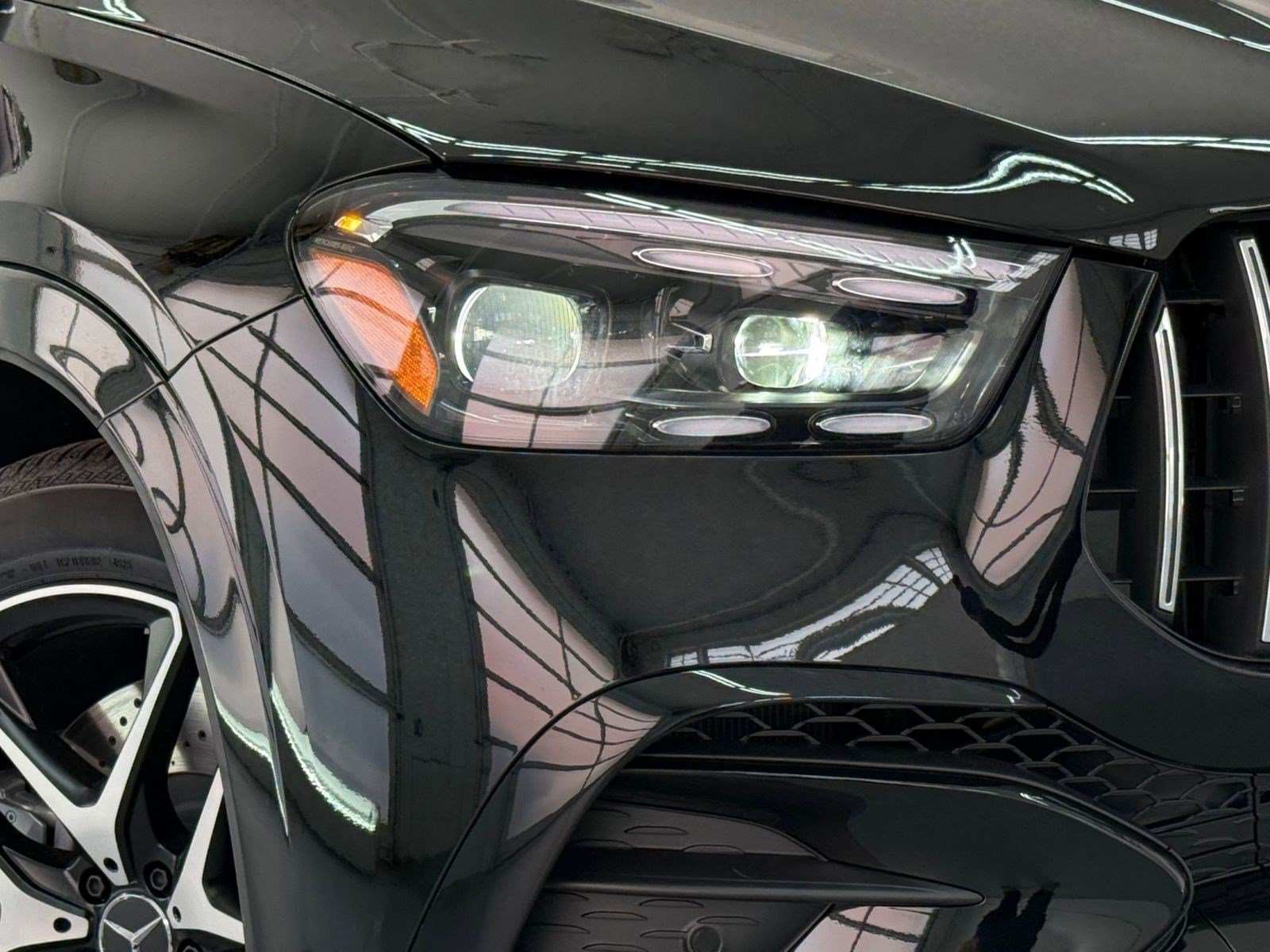 New 2026 Mercedes-Benz GLE 53 AMG 4MATIC Coupe image 10