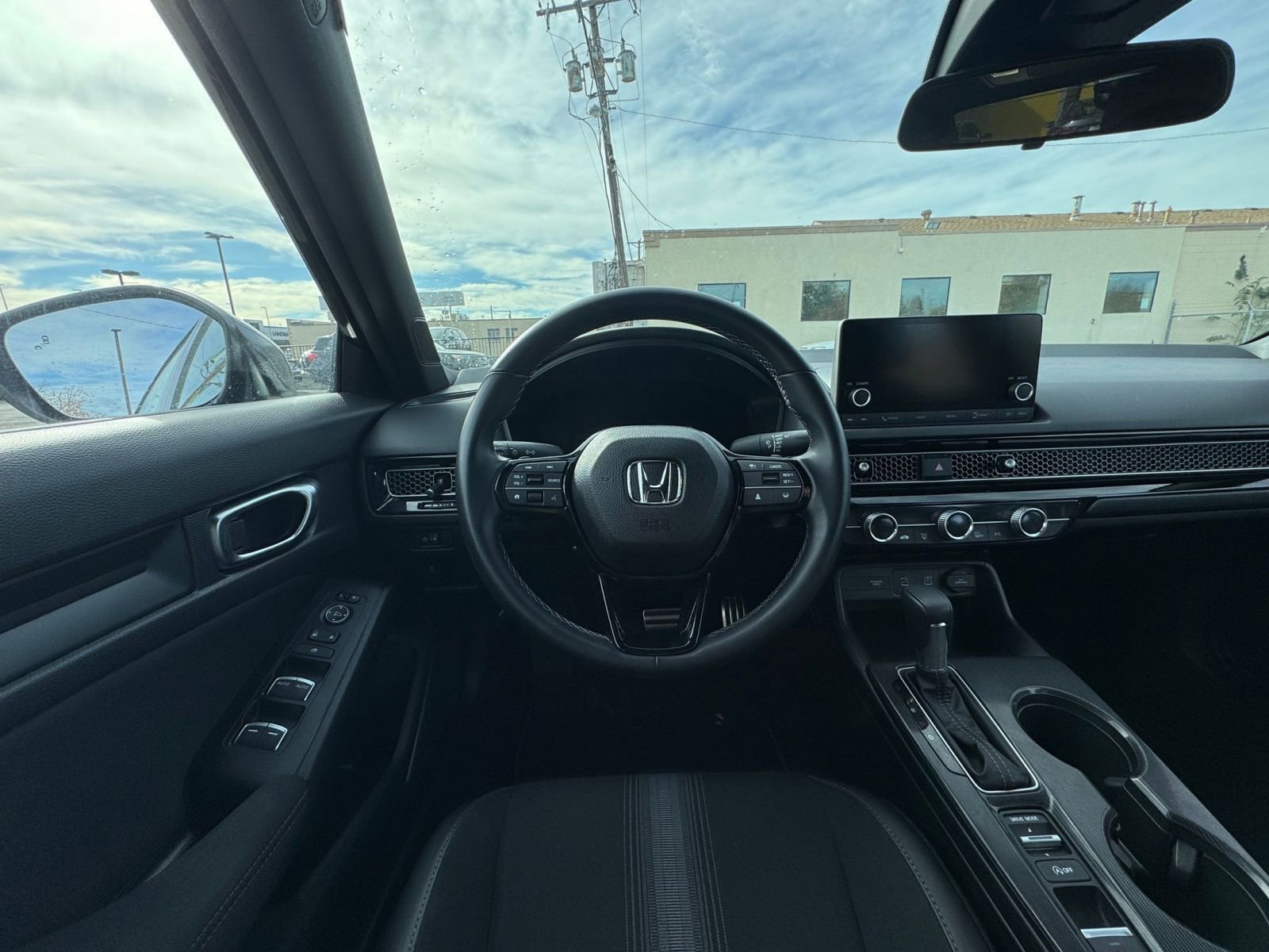 Used 2025 Honda Civic Sport image 32