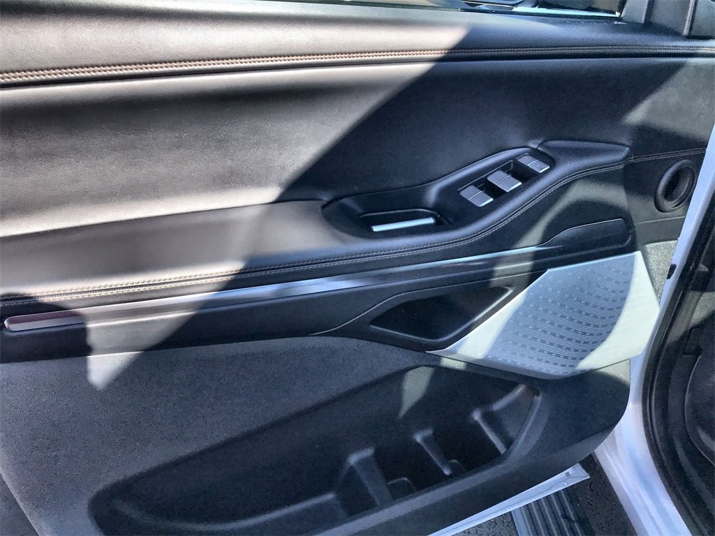 Used 2025 Lincoln Navigator L Black Label image 13