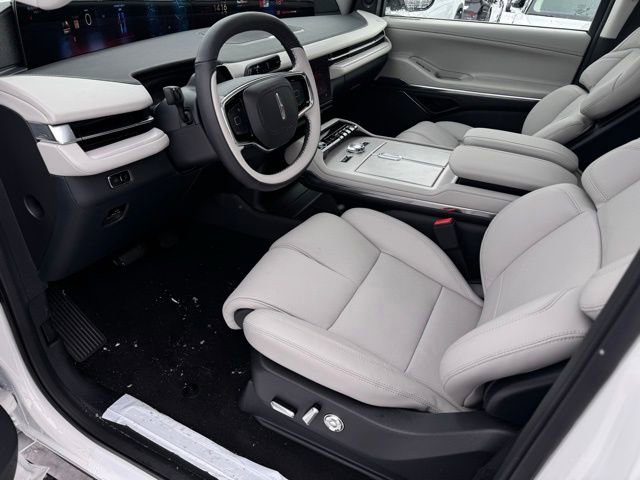 New 2025 Lincoln Navigator Reserve image 19