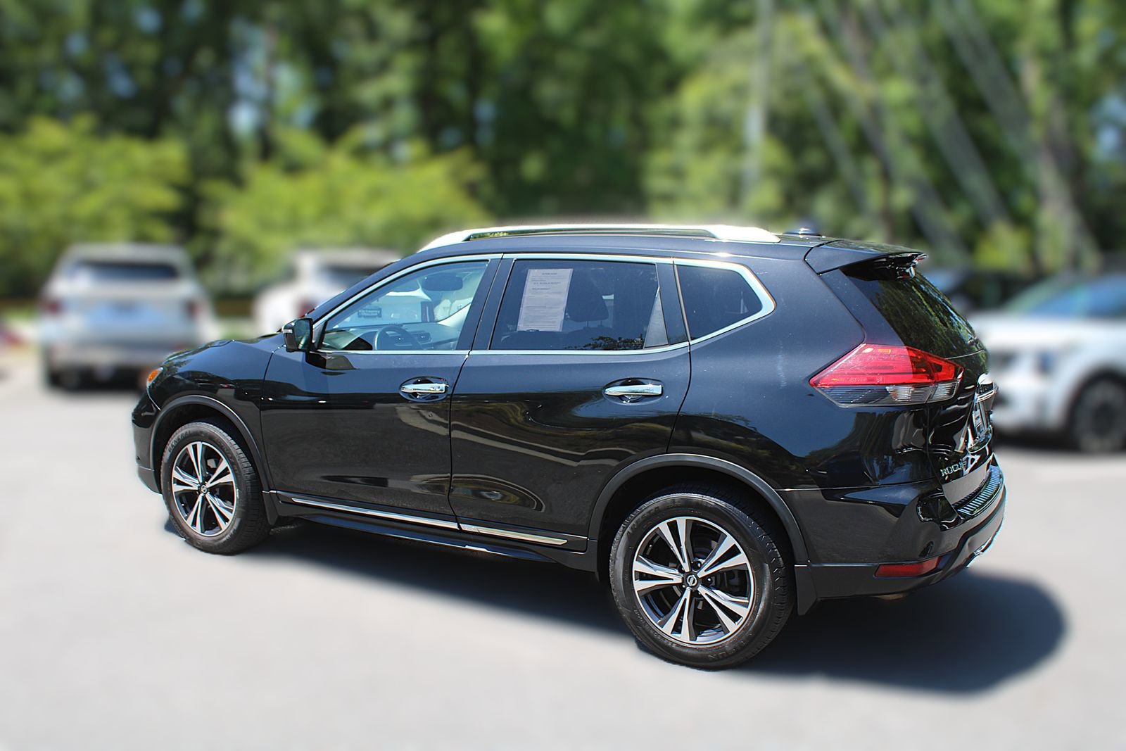 Used 2017 Nissan Rogue SL w/ SL Premium Package AWD/4WD image 6