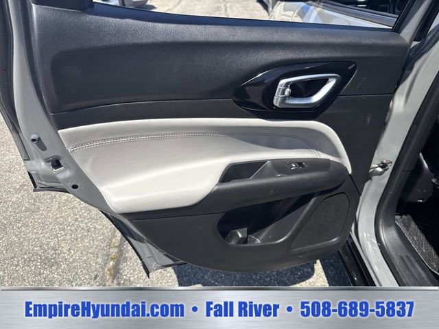 Used 2022 Jeep Compass Limited w/ Elite Group AWD/4WD image 17