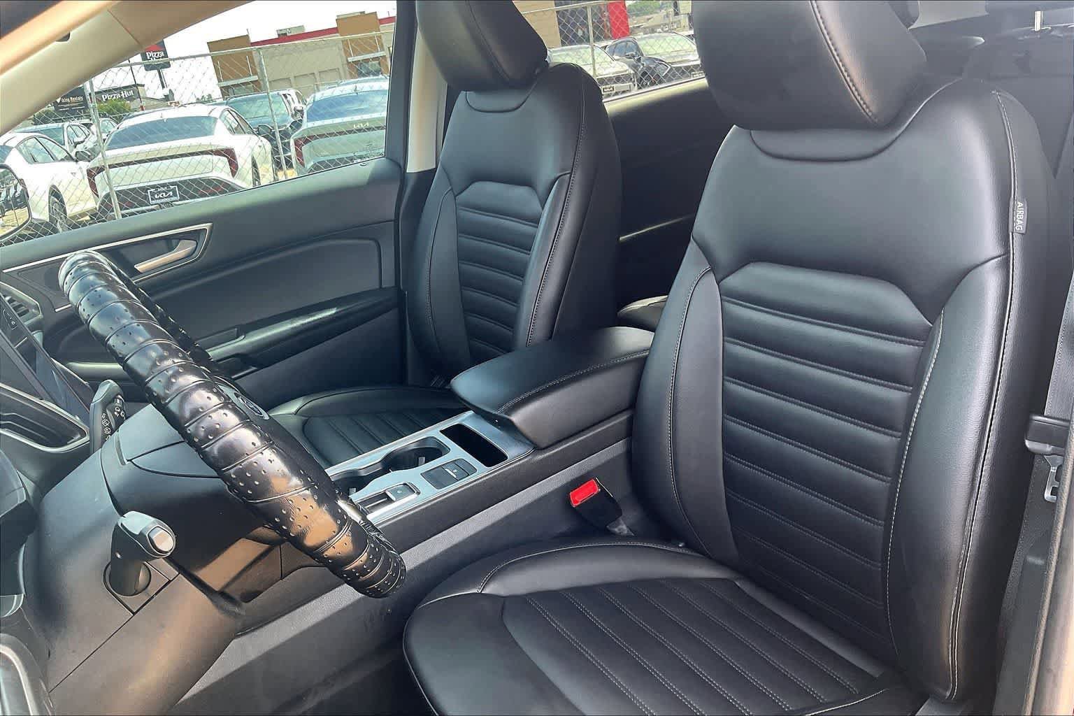 Used 2022 Ford Edge SEL w/ Convenience Package AWD/4WD image 10
