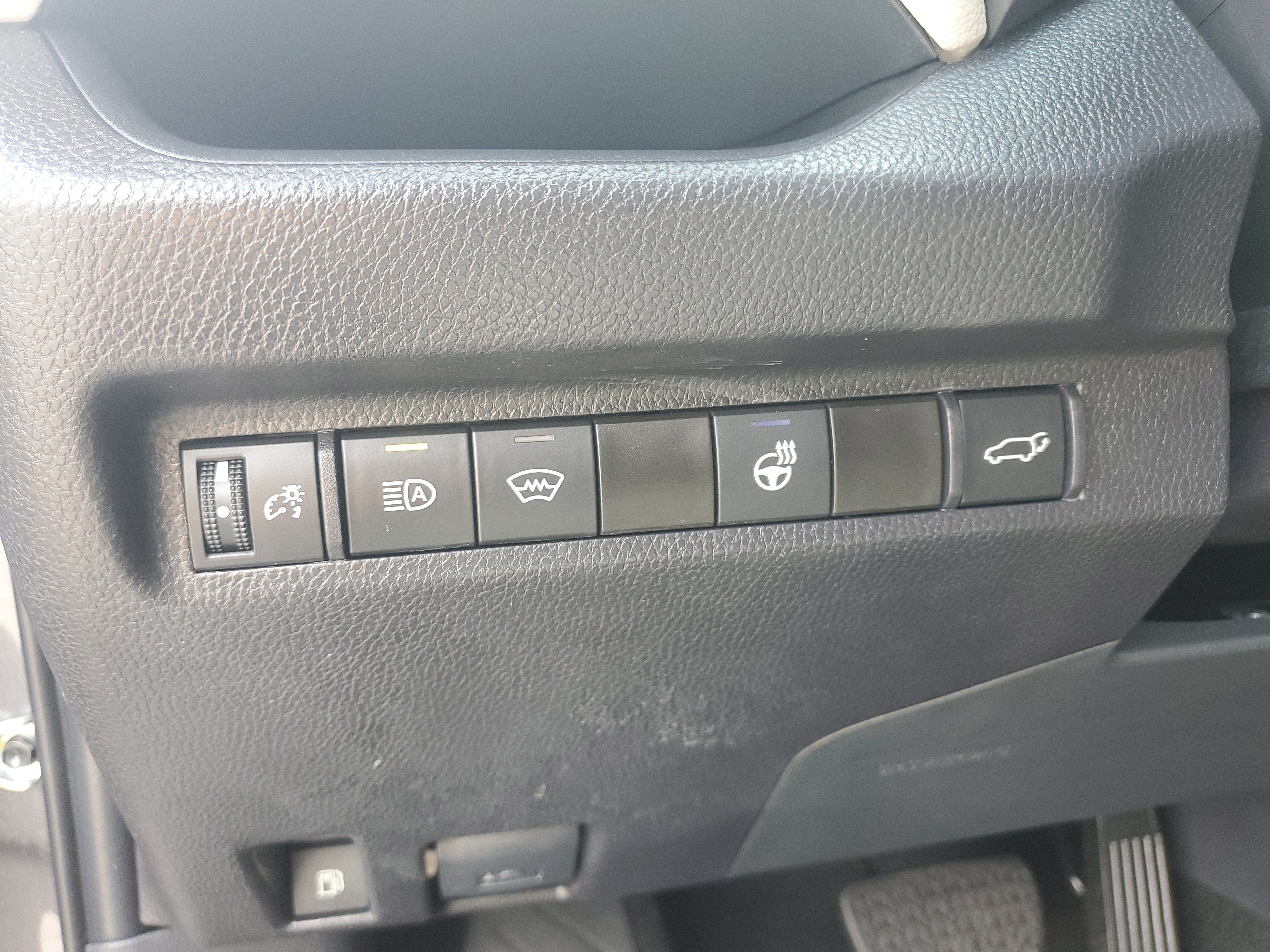 Certified 2025 Toyota RAV4 XLE Premium w/ Weather Package AWD/4WD image 25