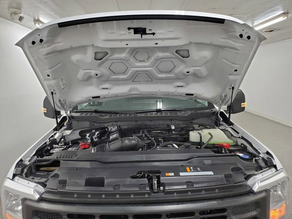 New 2026 Ford F350 XL w/ XL Off-Road Package image 9