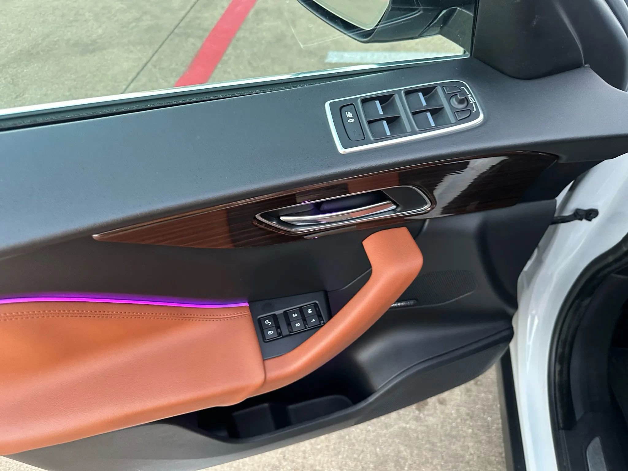 Used 2018 Jaguar F-PACE Portfolio image 34